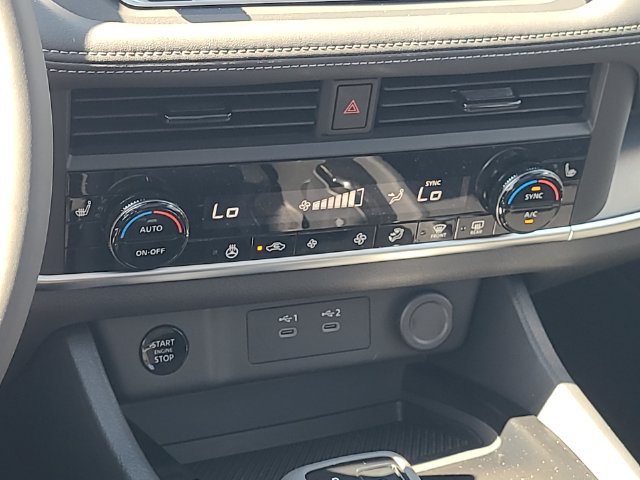 New 2026 Nissan Rogue Dark Armor AWD/4WD image 20