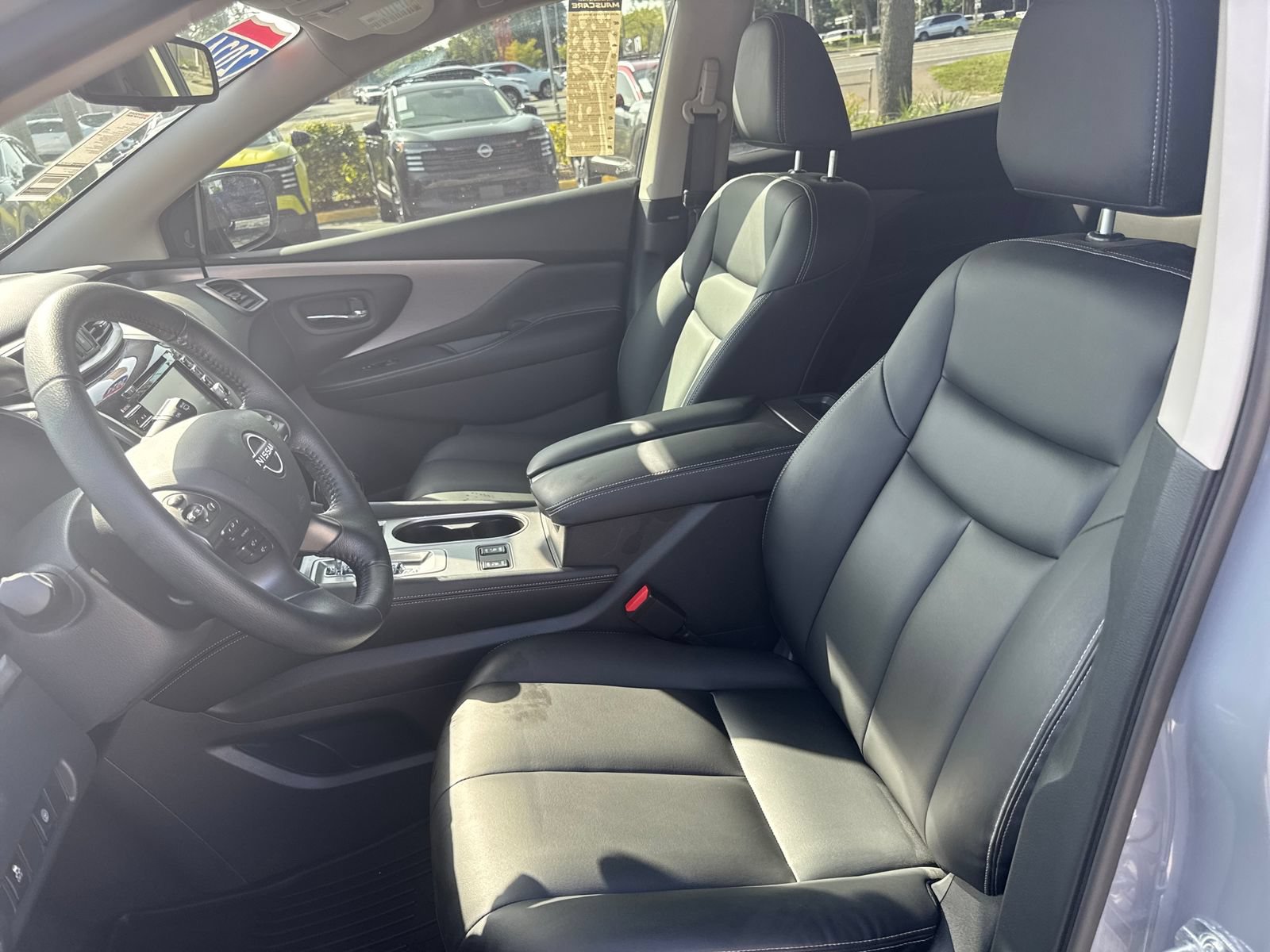 Certified 2024 Nissan Murano SV w/ SV Midnight Edition Package FWD image 36