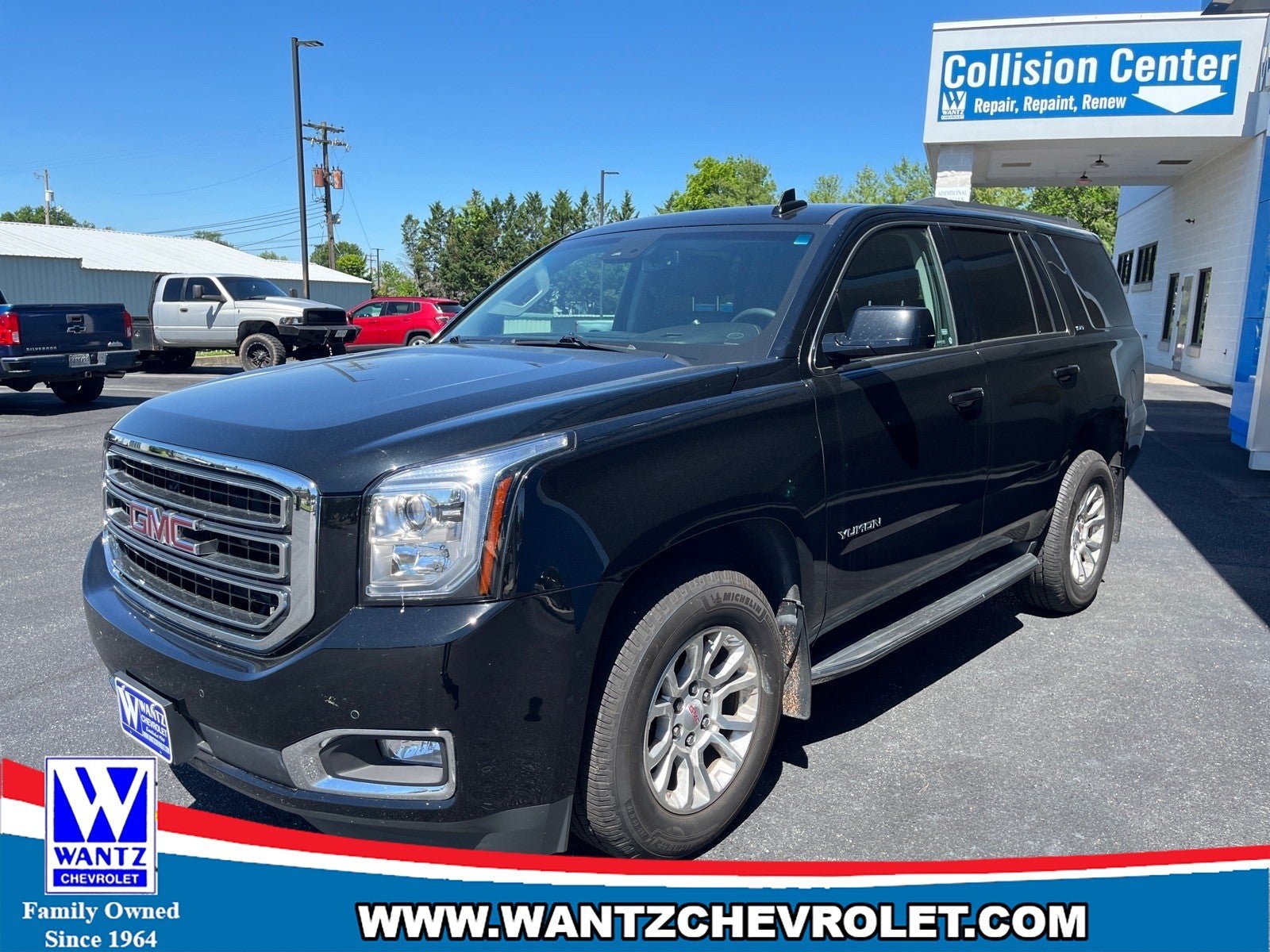 Used 2017 GMC Yukon SLT AWD/4WD image 2