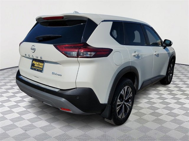 Used 2023 Nissan Rogue SV image 7