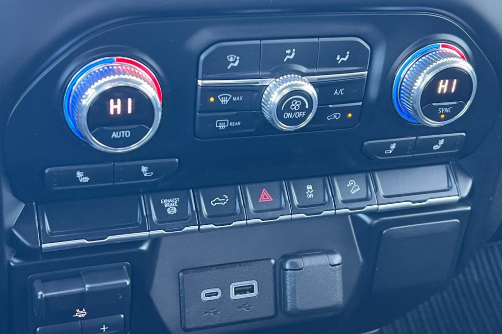 Used 2023 GMC Sierra 3500 SLE w/ SLE Value Package image 16