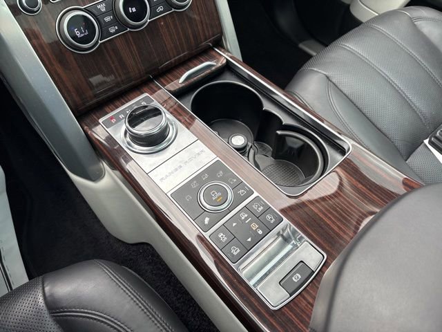 Used 2017 Land Rover Range Rover Supercharged AWD/4WD image 31