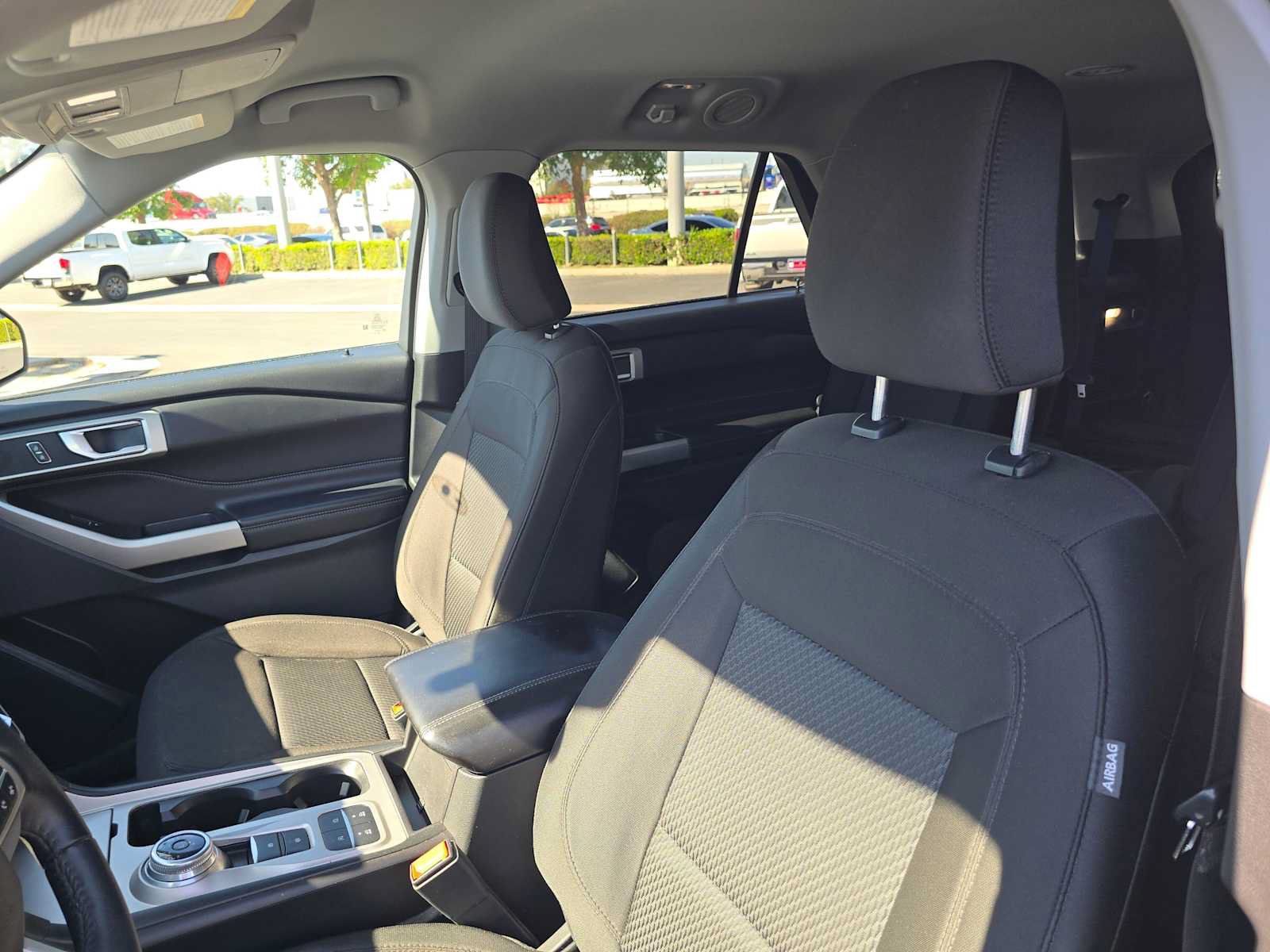 Used 2023 Ford Explorer XLT RWD image 23