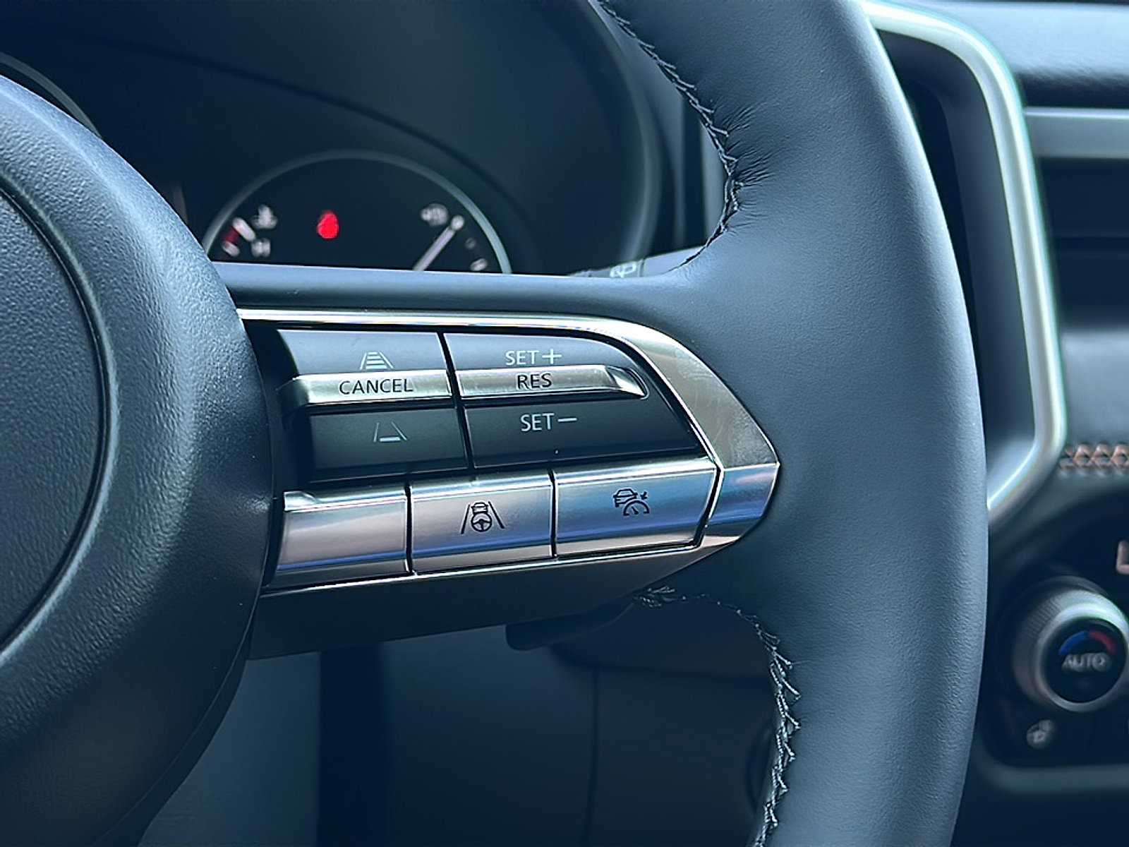 New 2025 MAZDA CX-50 AWD 2.5 Turbo w/ Weather Package image 18