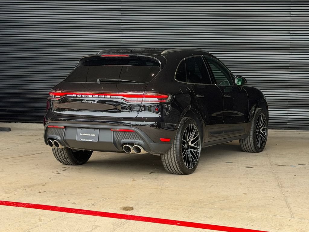 New 2026 Porsche Macan S AWD/4WD image 8