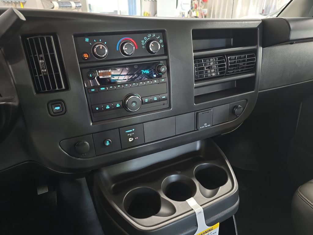 New 2026 GMC Savana 2500 w/ Driver Convenience Package RWD image 21