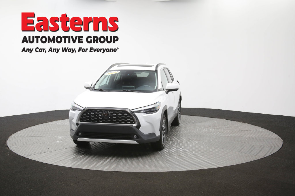 Used 2022 Toyota Corolla Cross XLE w/ Convenience Package AWD/4WD image 55
