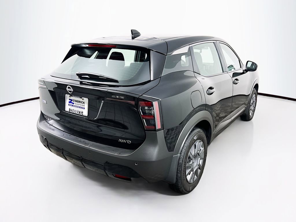 Used 2025 Nissan Kicks S image 7