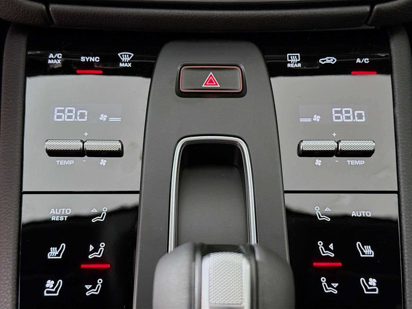 New 2025 Porsche Macan AWD/4WD image 13