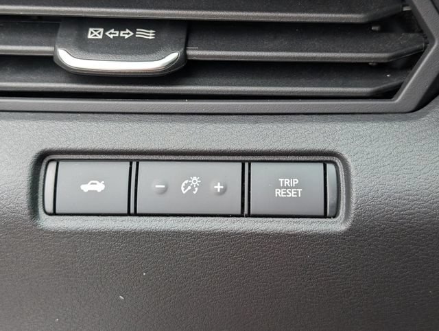 Used 2024 Nissan Altima 2.5 SR w/ SR Premium Package FWD image 21