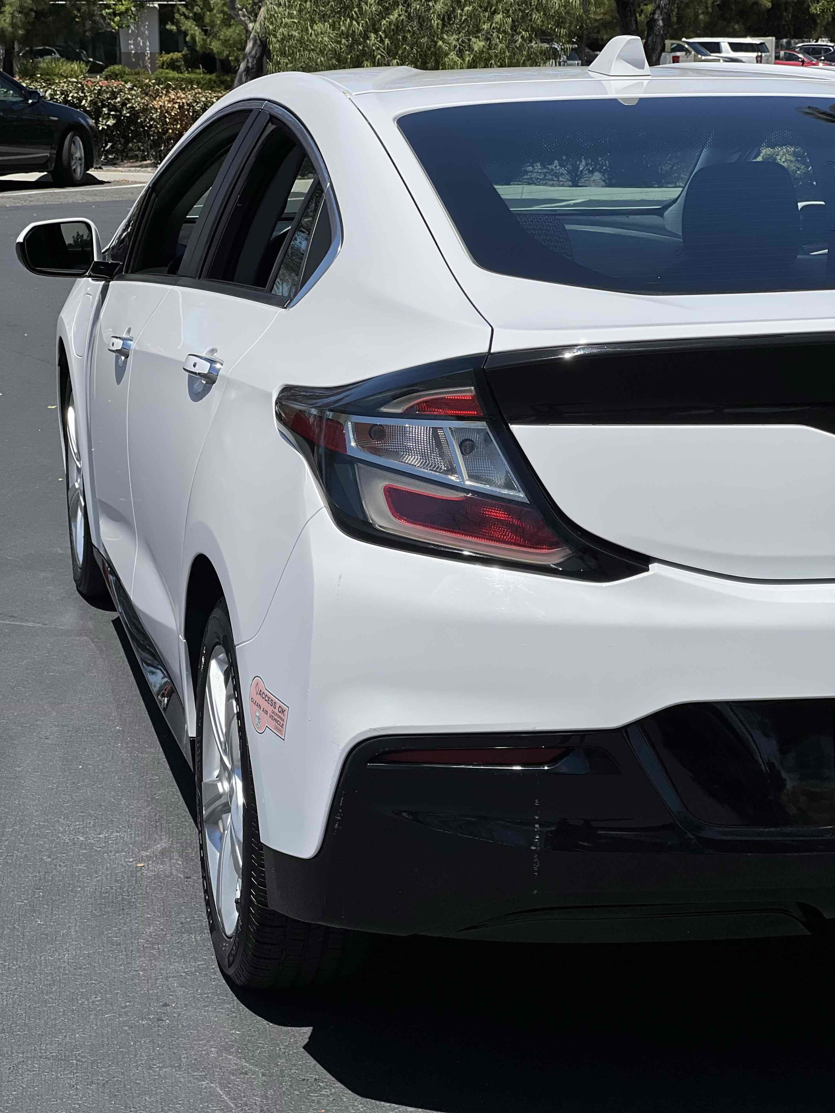 Used 2019 Chevrolet Volt LT FWD image 34