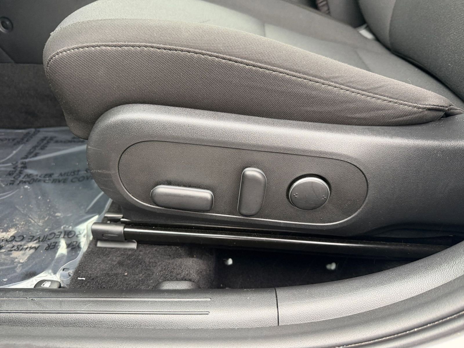 Used 2025 Hyundai Kona SEL image 23