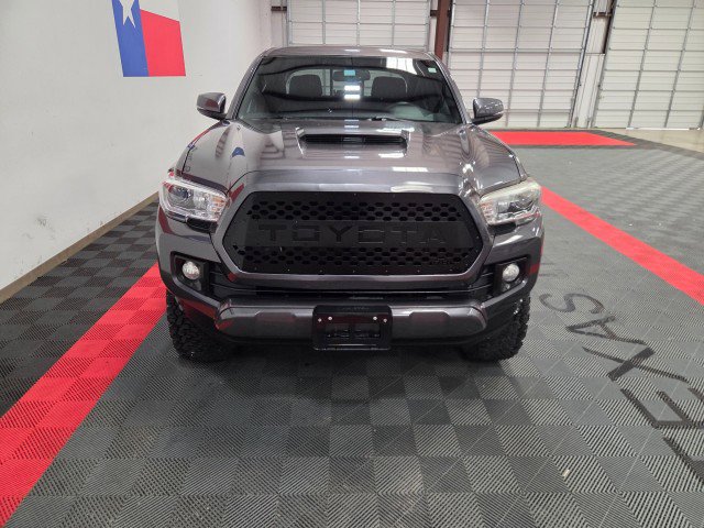 Used 2016 Toyota Tacoma TRD Sport image 5