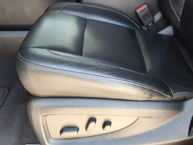 Used 2019 Chevrolet Suburban LT AWD/4WD image 26