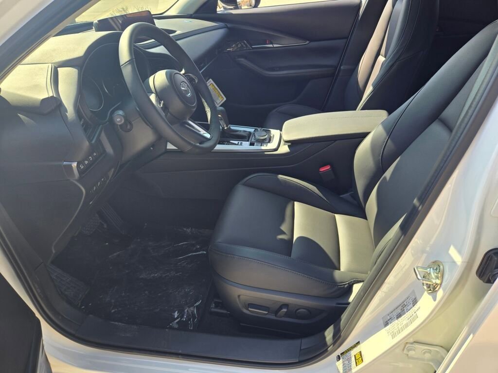 New 2026 MAZDA CX-30 2.5 Turbo w/ Premium Plus Pkg image 16