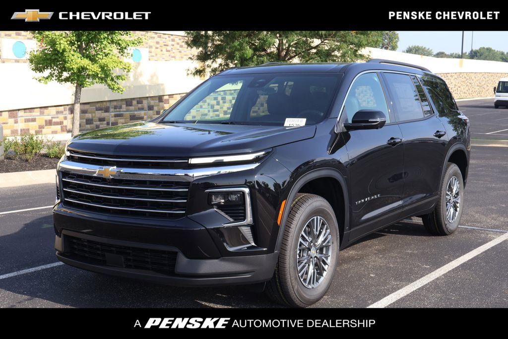 New 2026 Chevrolet Traverse LT w/ Driver Confidence Package image 1