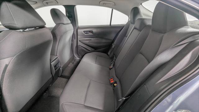 Used 2022 Toyota Corolla LE image 17