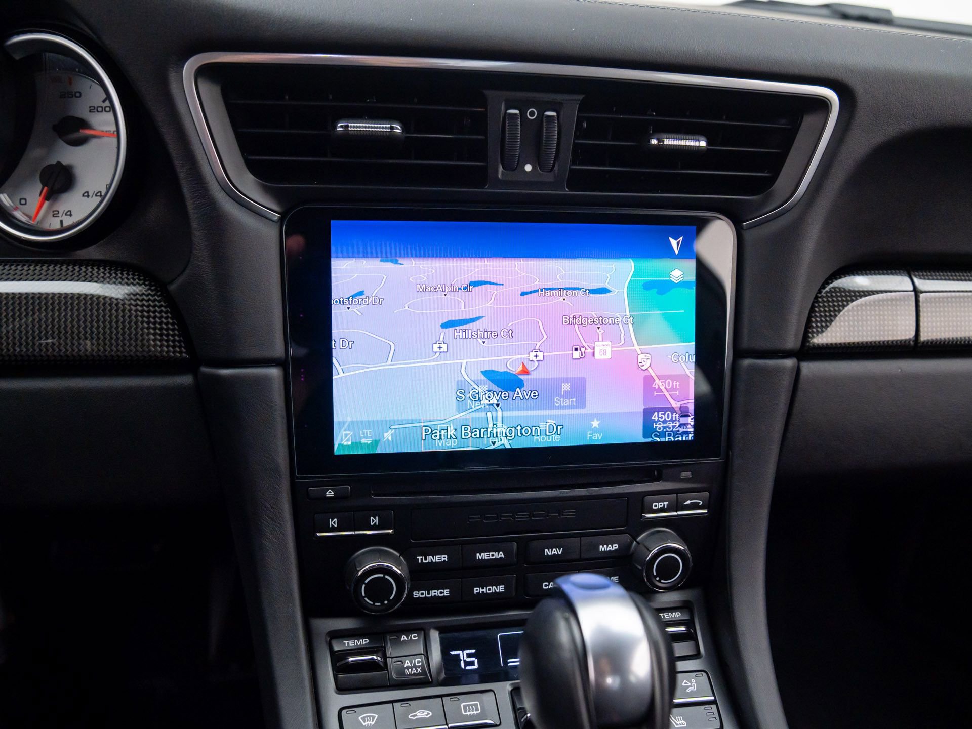 Used 2017 Porsche 911 Turbo S image 25