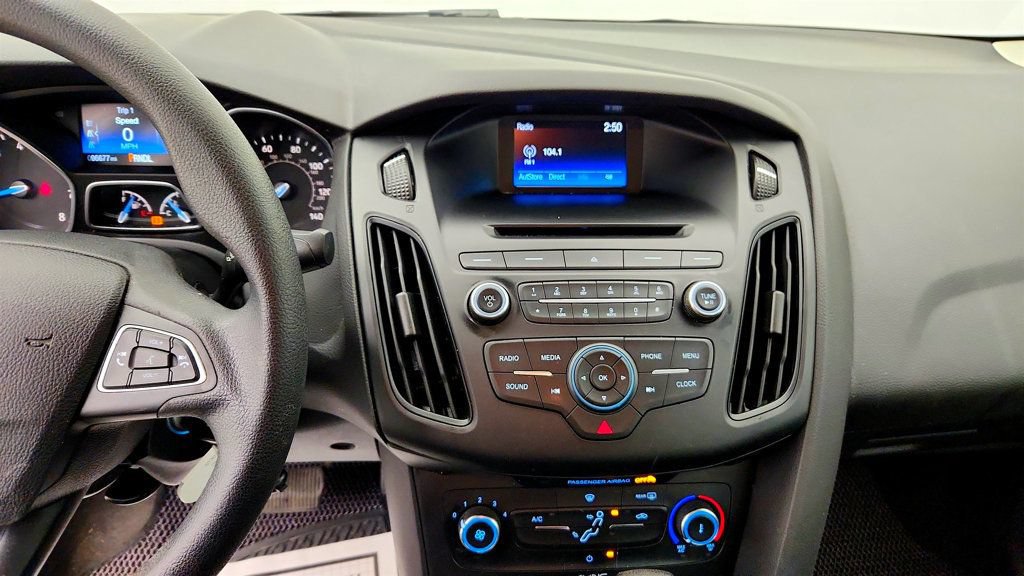 Used 2016 Ford Focus S FWD image 17