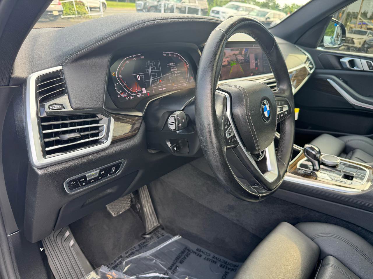 Used 2021 BMW X5 xDrive40i w/ Convenience Package AWD/4WD image 11