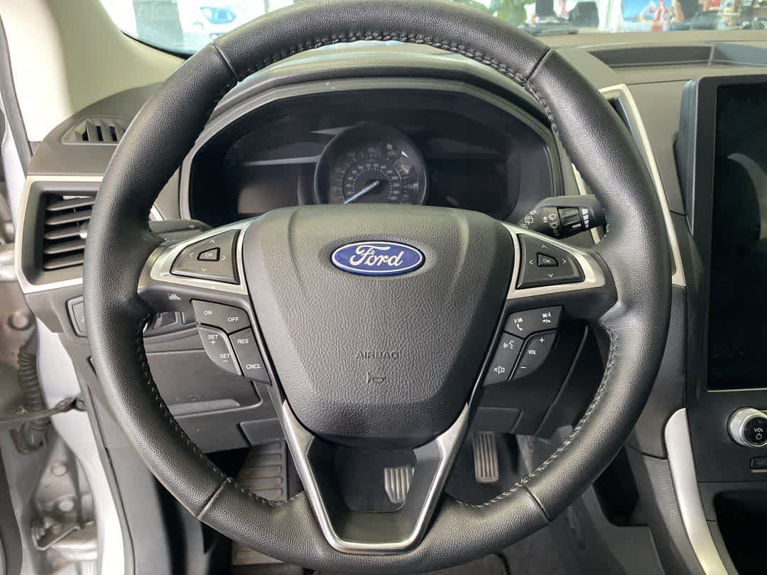 Used 2022 Ford Edge SEL AWD/4WD image 17