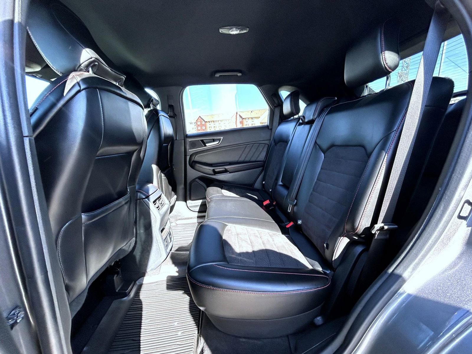 Used 2023 Ford Edge ST-Line image 20