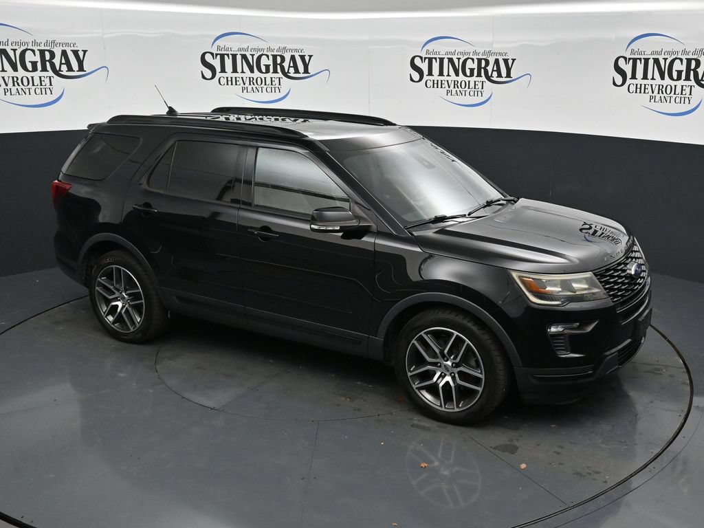 Used 2018 Ford Explorer Sport w/ Equipment Group 401A AWD/4WD image 18