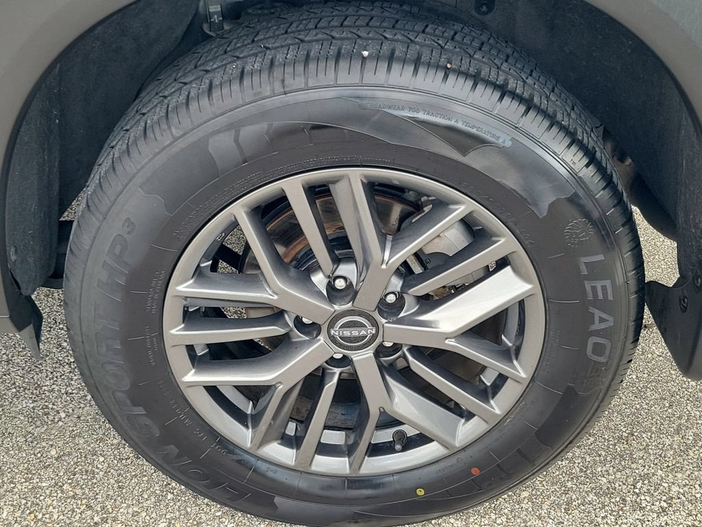 Used 2023 Nissan Rogue S FWD image 8