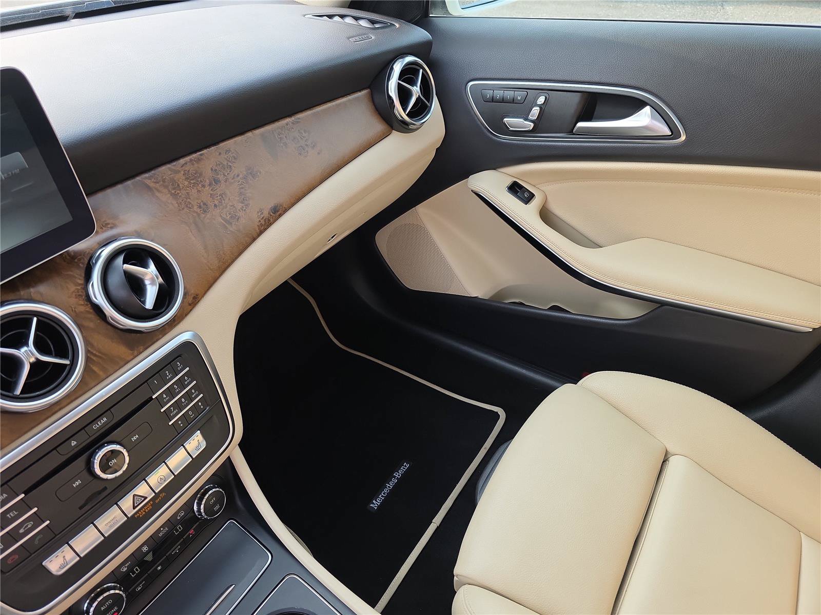 Used 2018 Mercedes-Benz GLA 250 image 29
