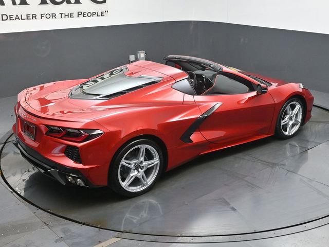 Used 2025 Chevrolet Corvette Stingray Preferred Cpe w/ Chrome Exterior Badge Package image 39