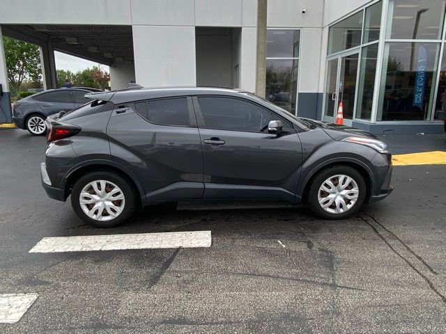 Used 2021 Toyota C-HR LE image 11
