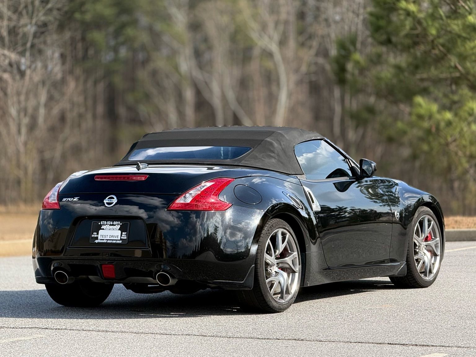 Used 2014 Nissan 370Z Touring w/ Sport Package image 8