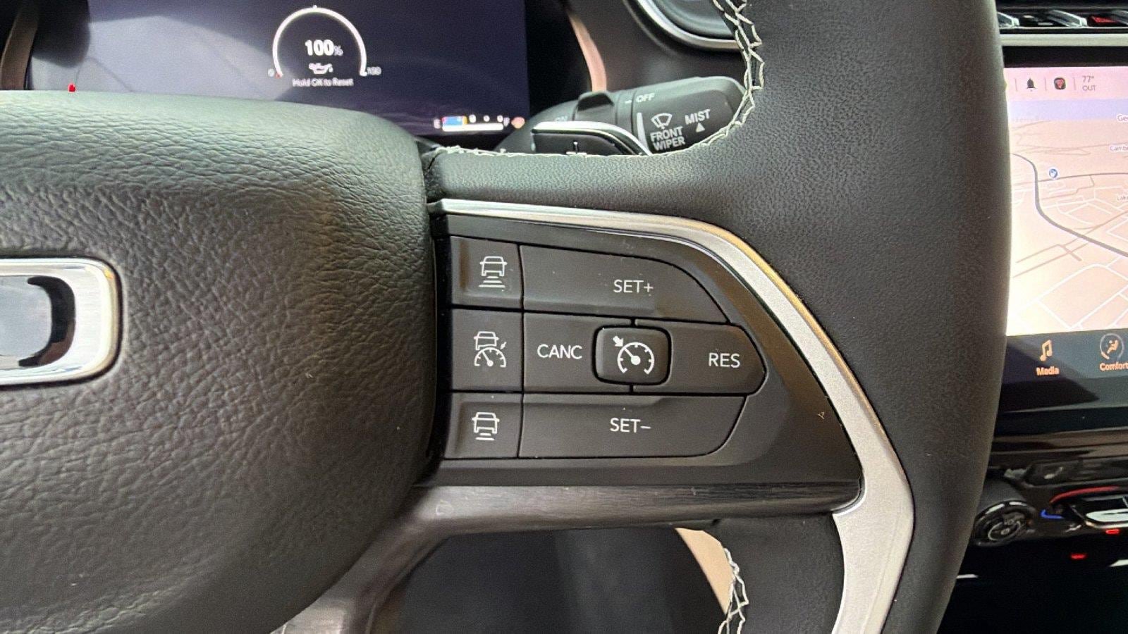 Used 2023 Jeep Grand Cherokee Limited AWD/4WD image 28