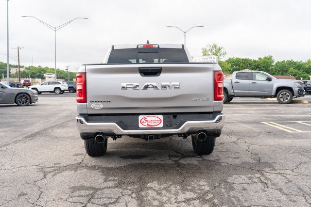 Used 2025 RAM 1500 Big Horn AWD/4WD image 4