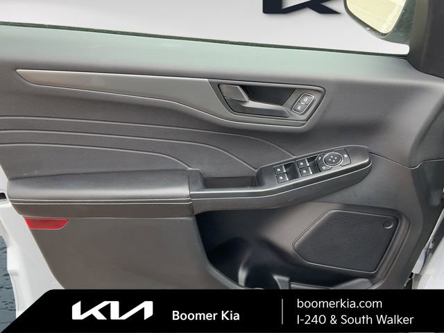 Used 2025 Ford Escape Active w/ Tech Pack #1 image 16