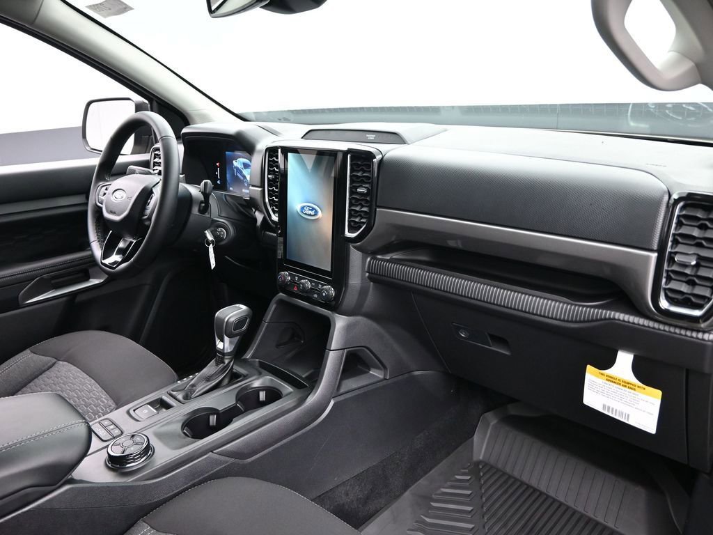 New 2025 Ford Ranger XLT w/ FX4 Off-Road Package AWD/4WD image 28