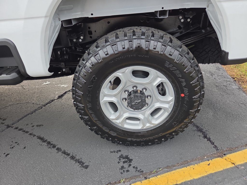 New 2027 Ford F250 XL w/ XL Off-Road 35" Tire Pakckage AWD/4WD image 16