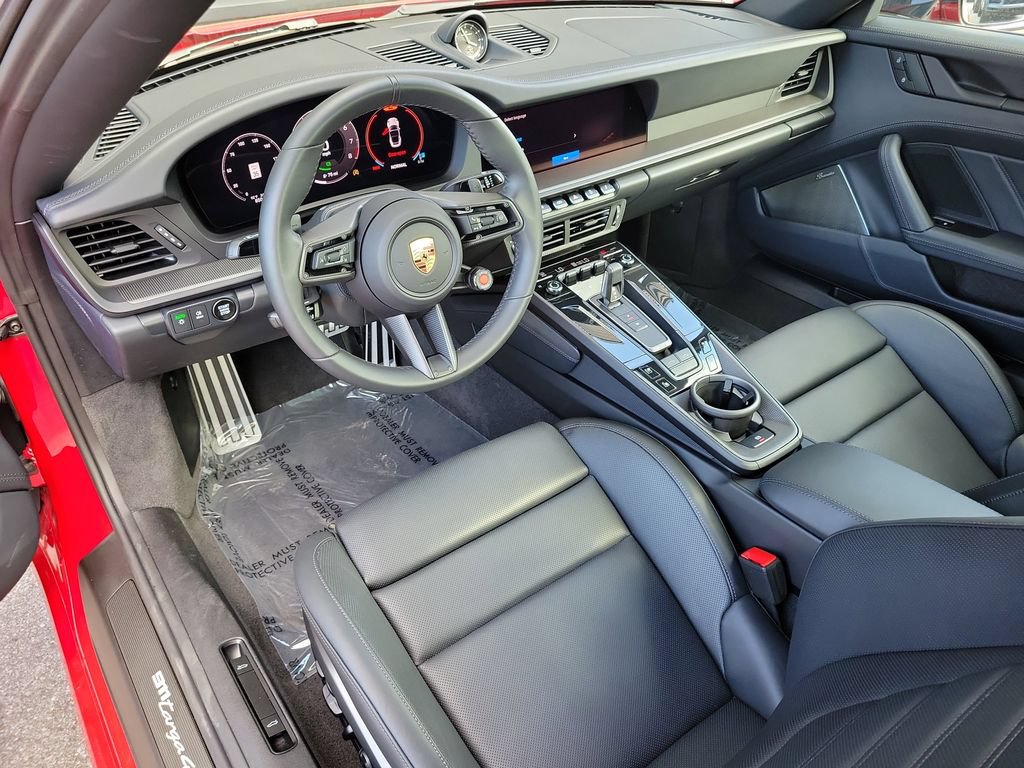 Certified 2025 Porsche 911 Targa 4 GTS AWD/4WD image 4