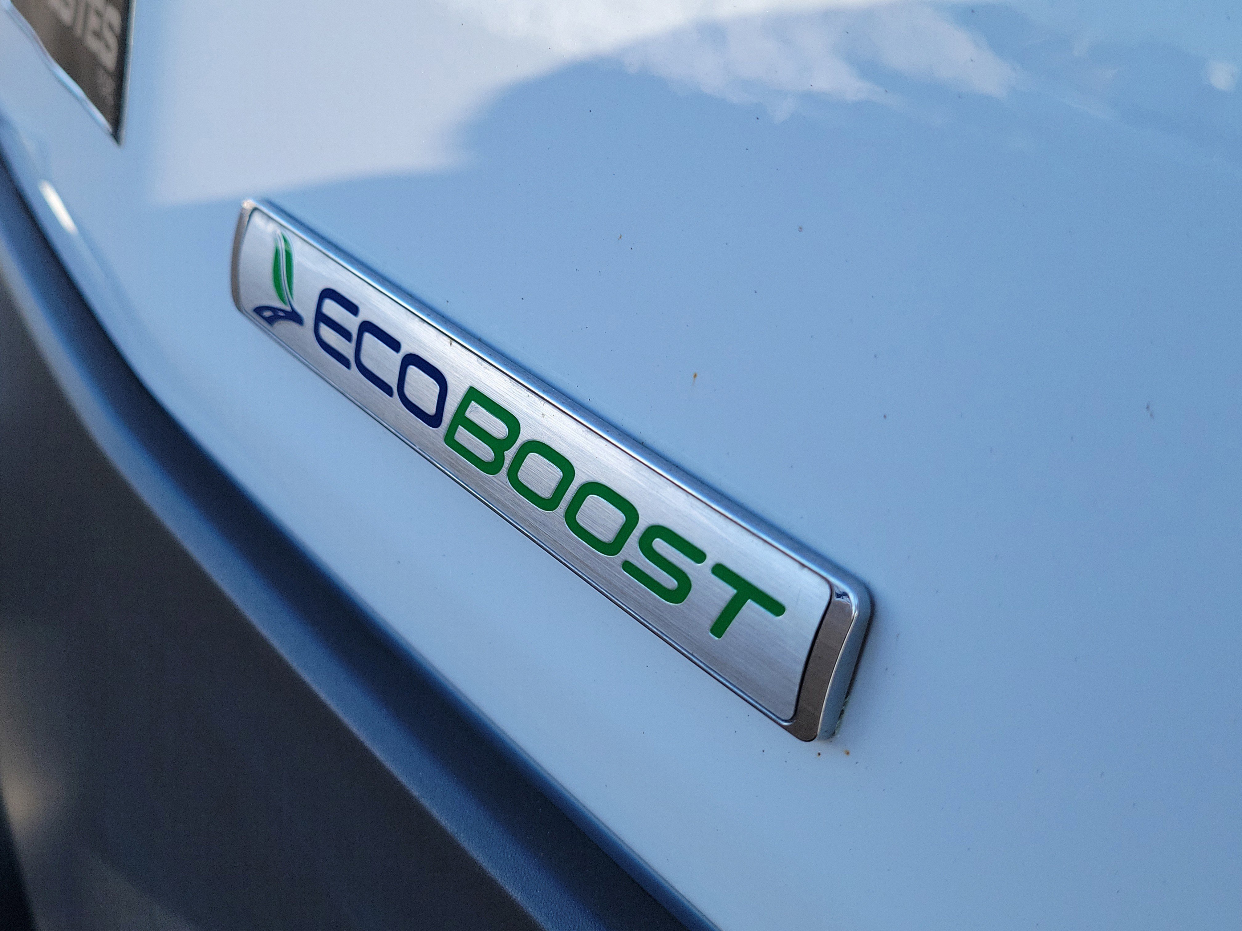 Used 2023 Ford Transit 250 Medium Roof w/ Load Area Protection Package image 7