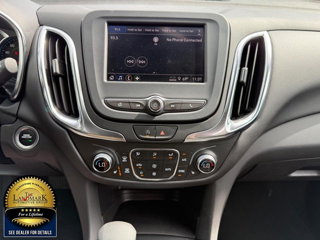 Used 2024 Chevrolet Equinox LT FWD image 18