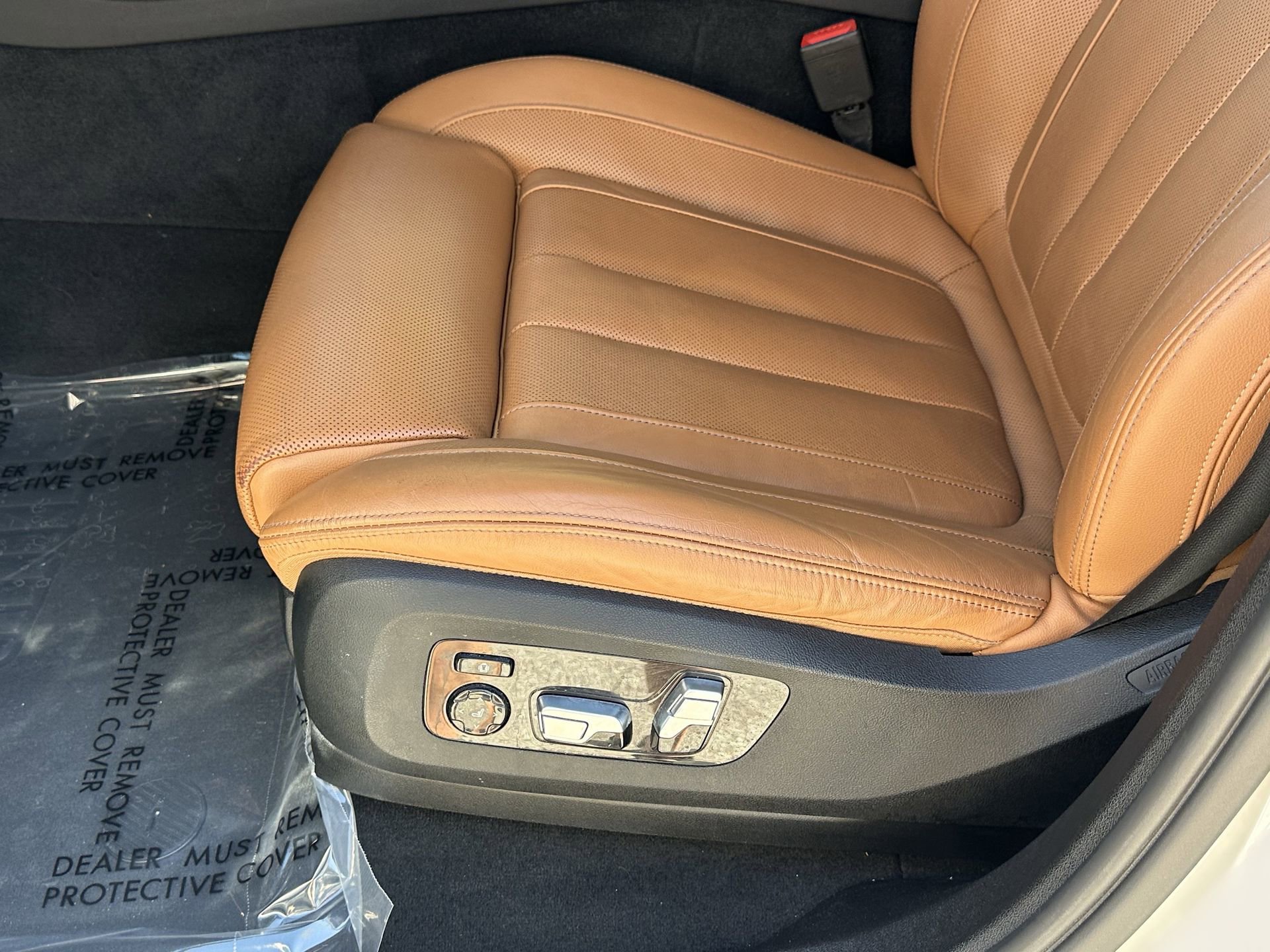 Used 2021 BMW X6 sDrive40i w/ M Sport Package image 24