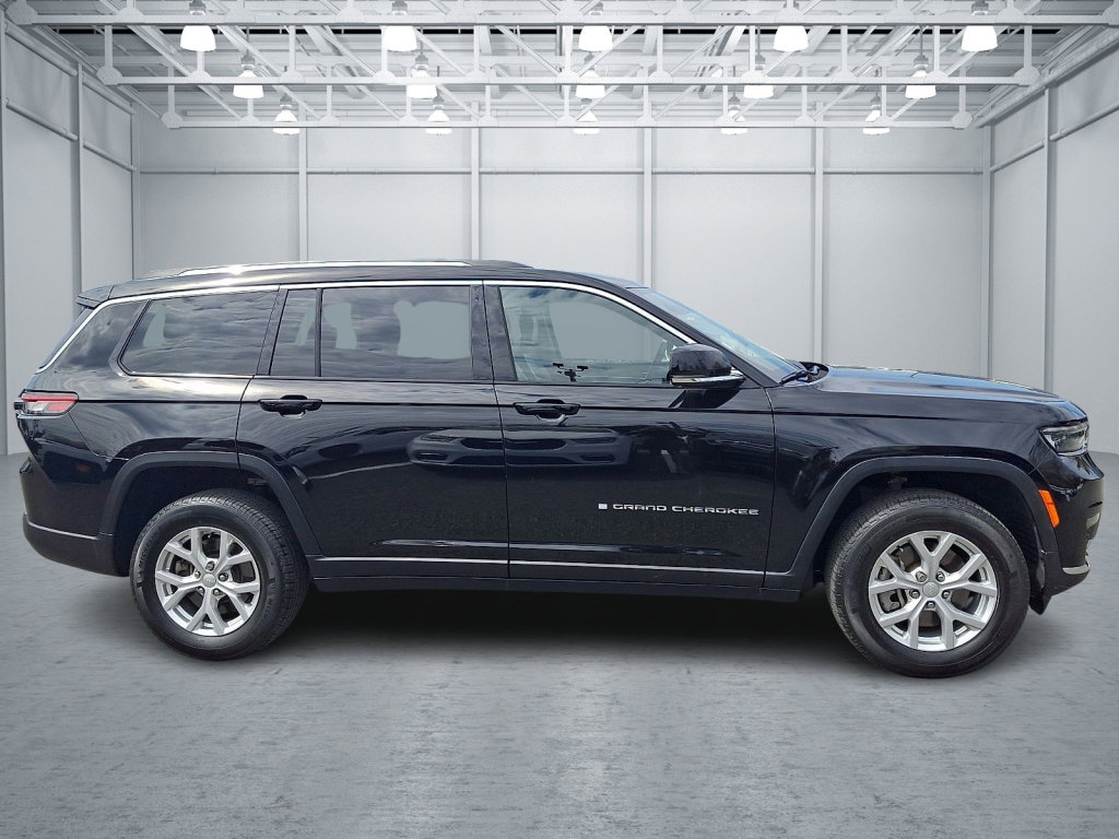 Used 2024 Jeep Grand Cherokee L Limited image 6