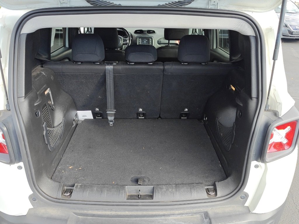 Used 2016 Jeep Renegade Trailhawk image 26