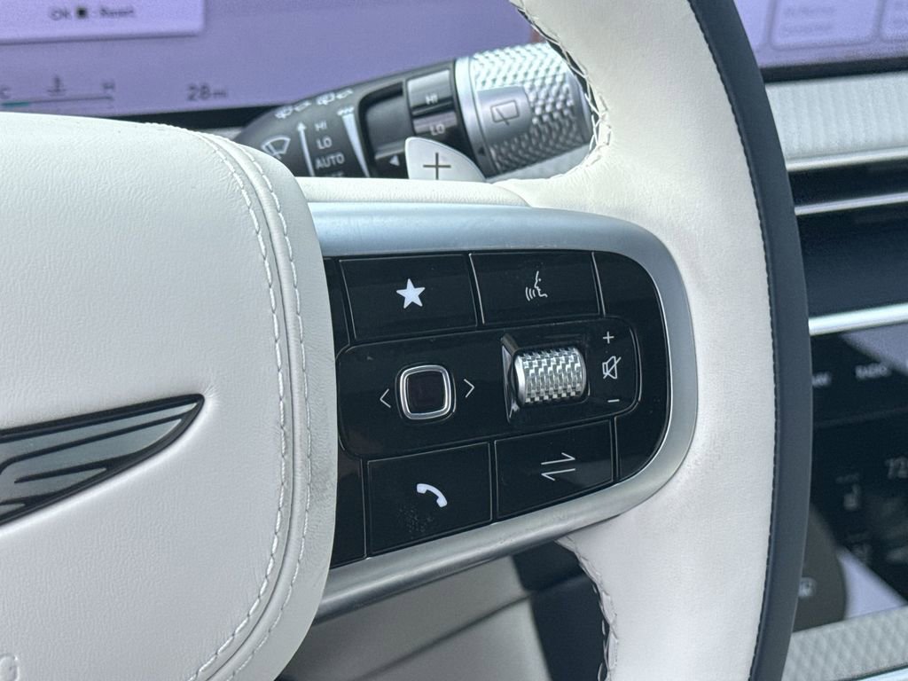 New 2025 Genesis GV80 3.5T Prestige image 15