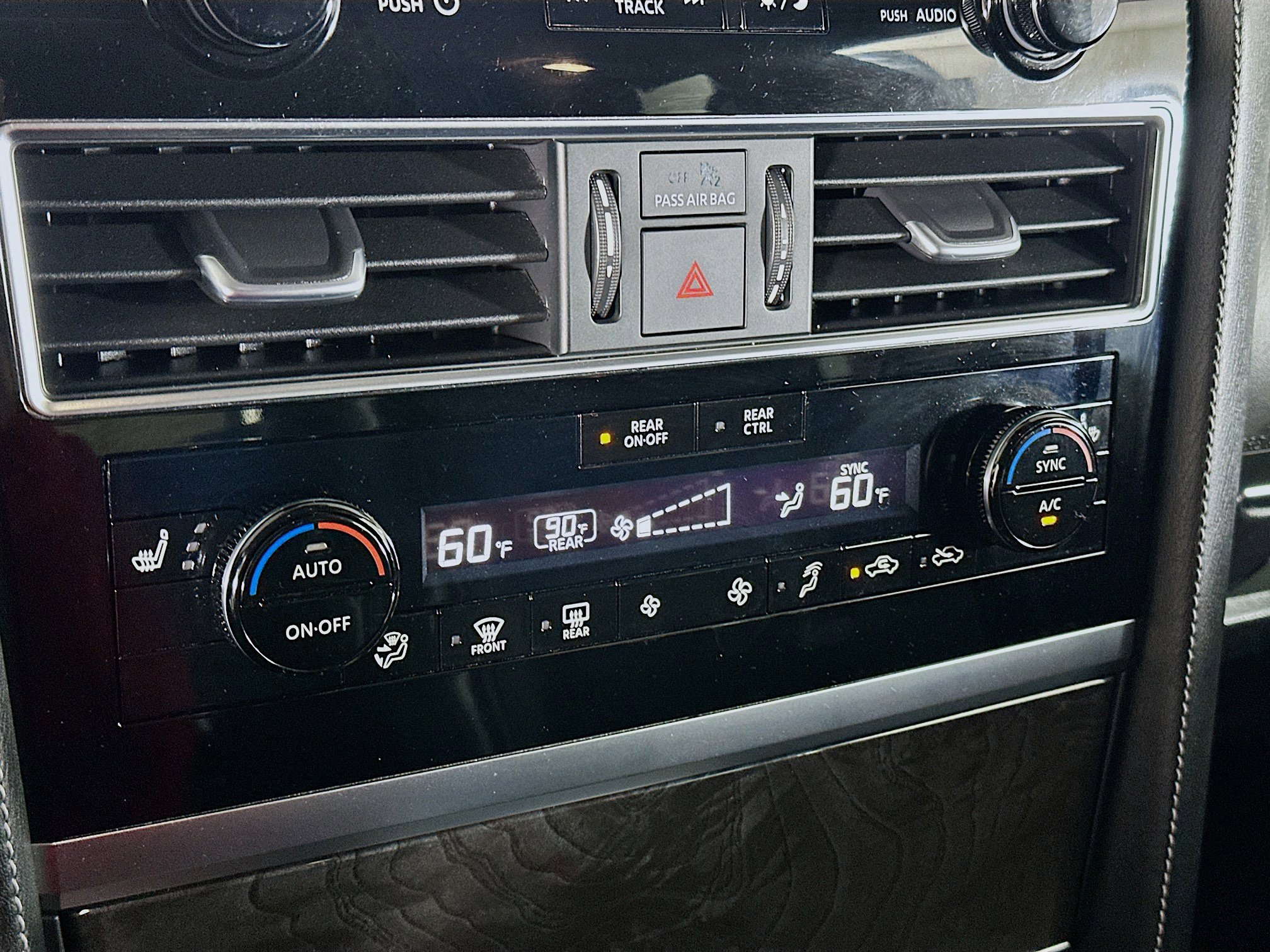 Used 2024 INFINITI QX80 Luxe image 24