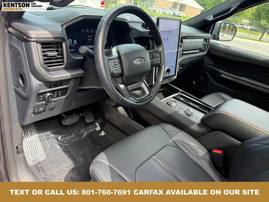 Used 2024 Ford Expedition Platinum image 35