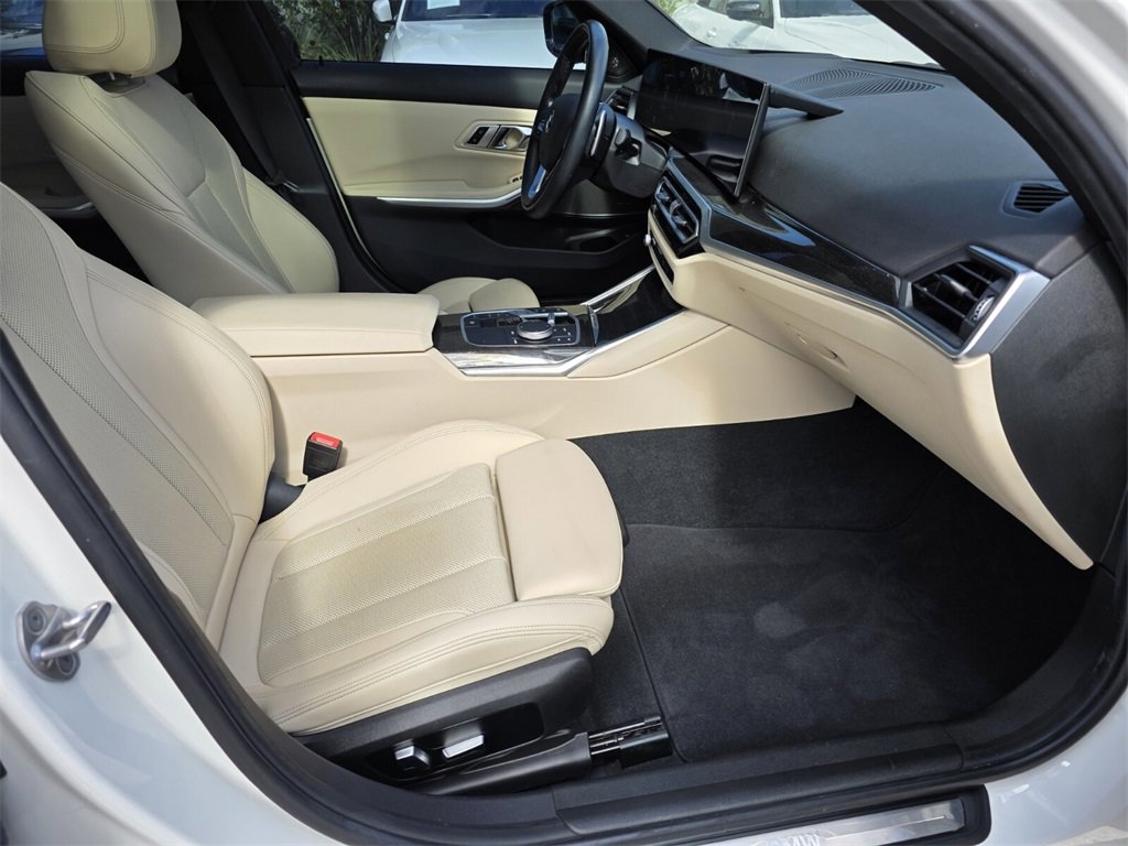 Certified 2023 BMW 330i Sedan w/ Premium Package image 28