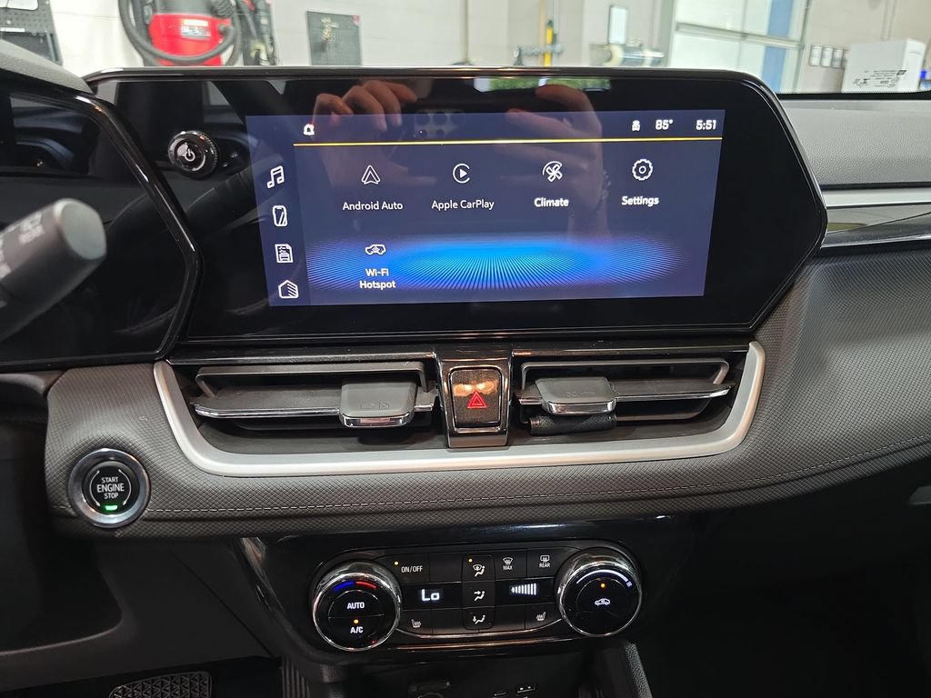 Used 2024 Chevrolet TrailBlazer LT w/ Convenience Package AWD/4WD image 20