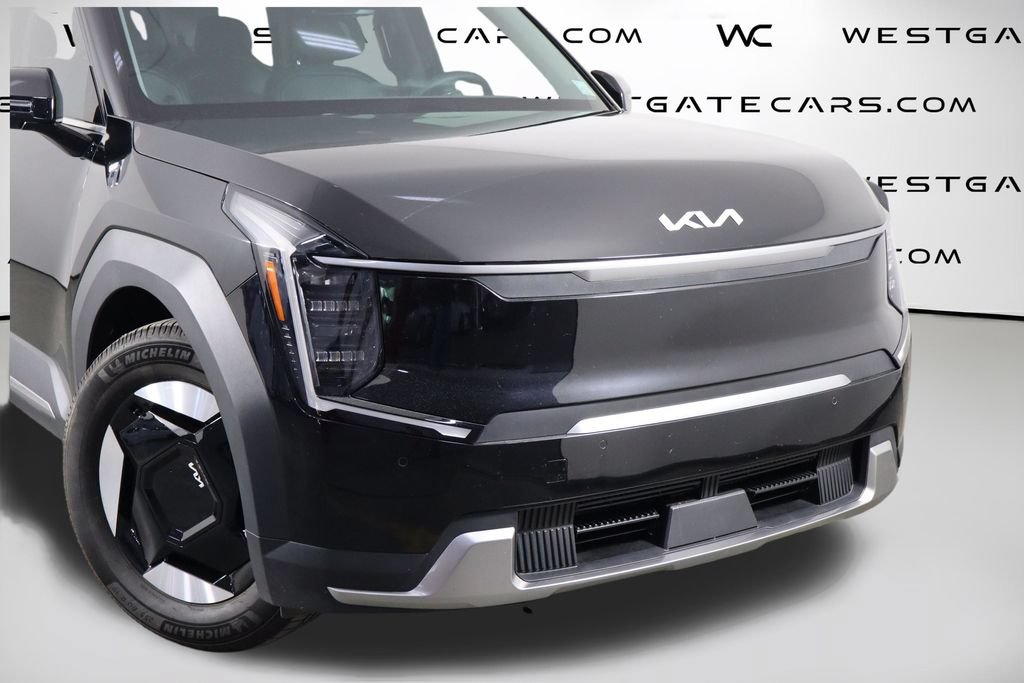 Used 2024 Kia EV9 Light Long Range RWD image 48