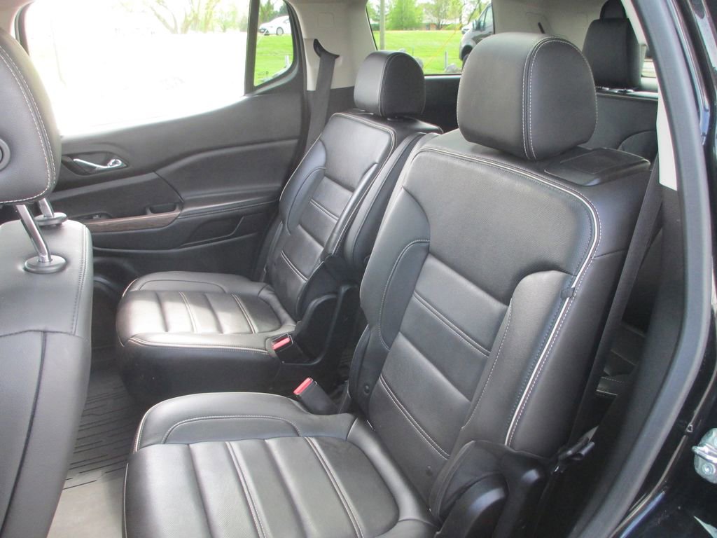 Used 2023 GMC Acadia Denali w/ Black Diamond Edition image 20